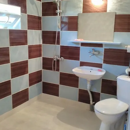 Prima 2 Pensjonat 2*